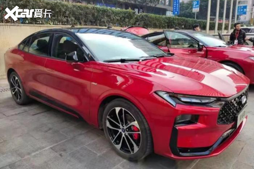 Macan T