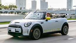 ����230km��MINI COOPER SE������ͼ