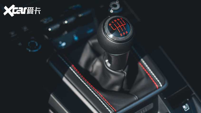911