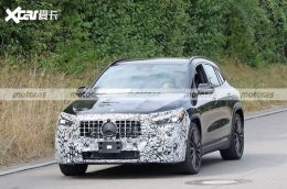 �������� ���ڸĿ�AMG GLA 35�����ع�