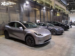 ��˹��Model Y����ɫ�ع� �������ֹ���