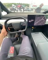 ��˹��Cybertruck���������ε����ع�