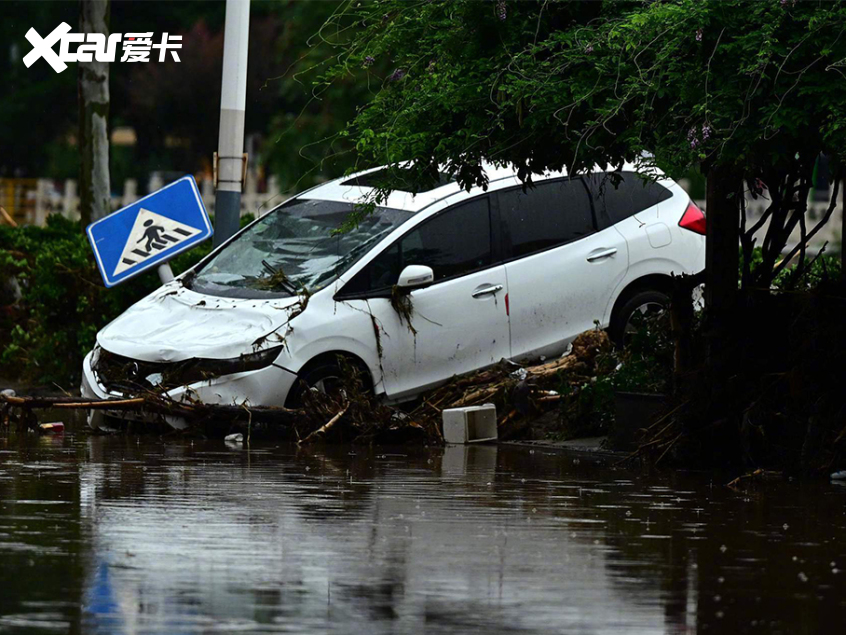 北京车险提出“三免四快”服务