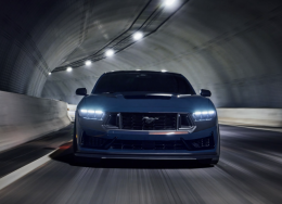 Mustang Dark Horse���ڽ������й�����