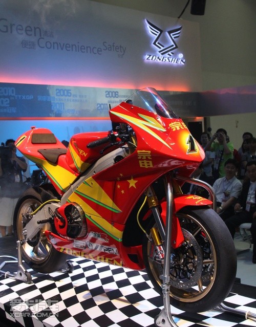 用电动摩托赛车中国宗申车队亮相ttxgp