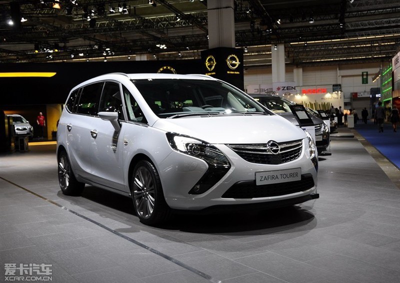在已经开幕的2011法兰克福车展上,全新欧宝赛飞利正式亮相.