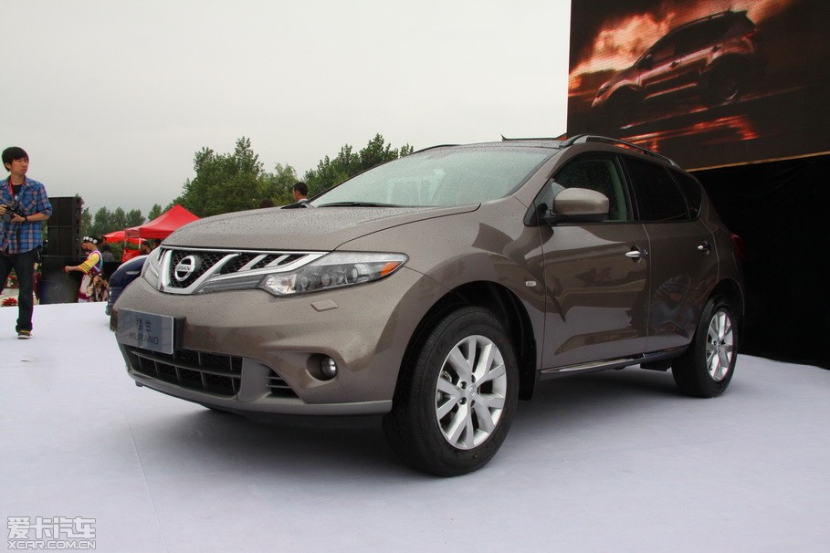 > 实拍东风日产murano楼兰