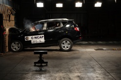 全球鹰GX7 C-NCAP碰撞测试