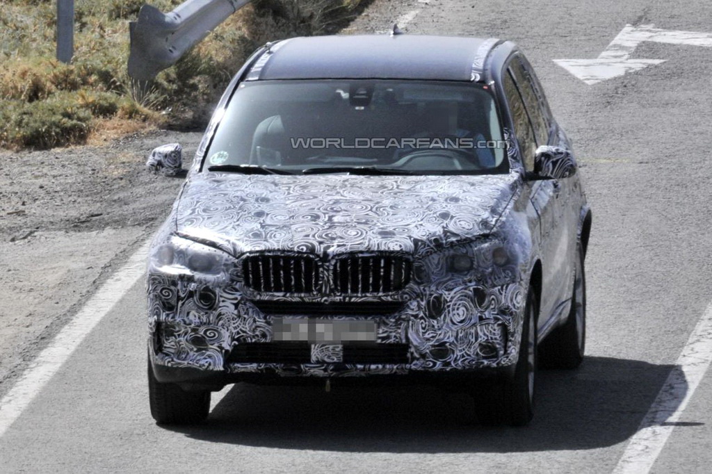 > 新一代宝马x5谍照曝光
