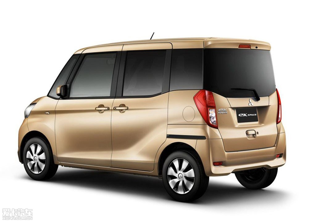 三菱新车ek space
