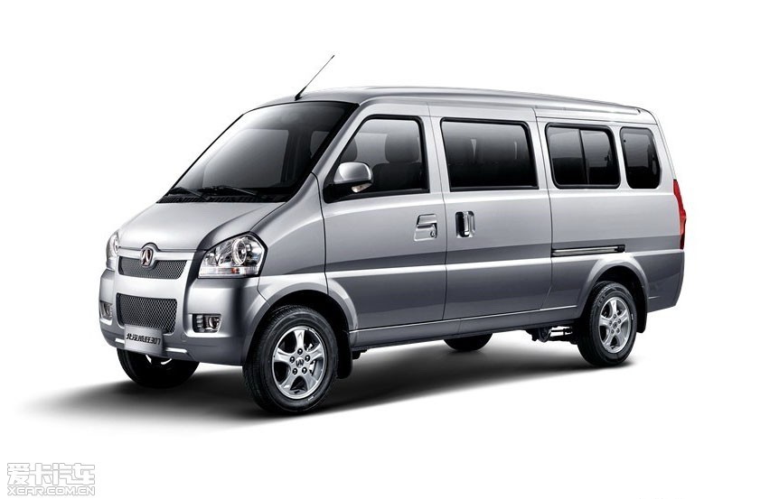 因此我们也将看到更多的重磅车型上市,其中就有一汽-大众第七代