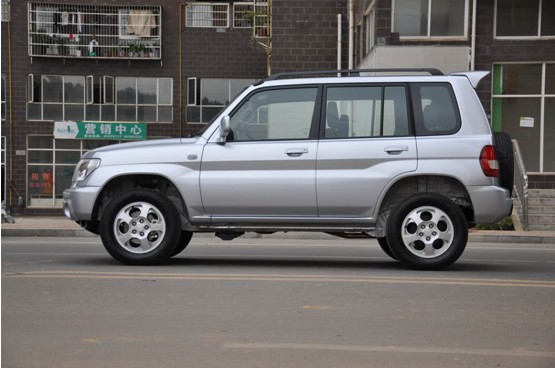 【图】试驾猎豹飞腾2013款-爱卡汽车图片