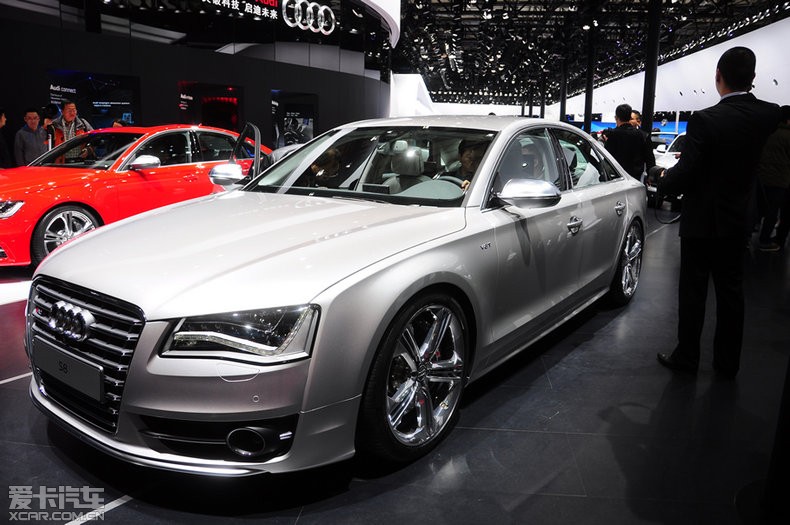 奥迪s8图片