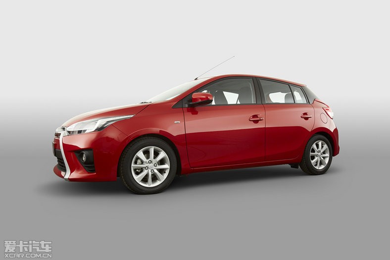 广汽丰田雅力士图片