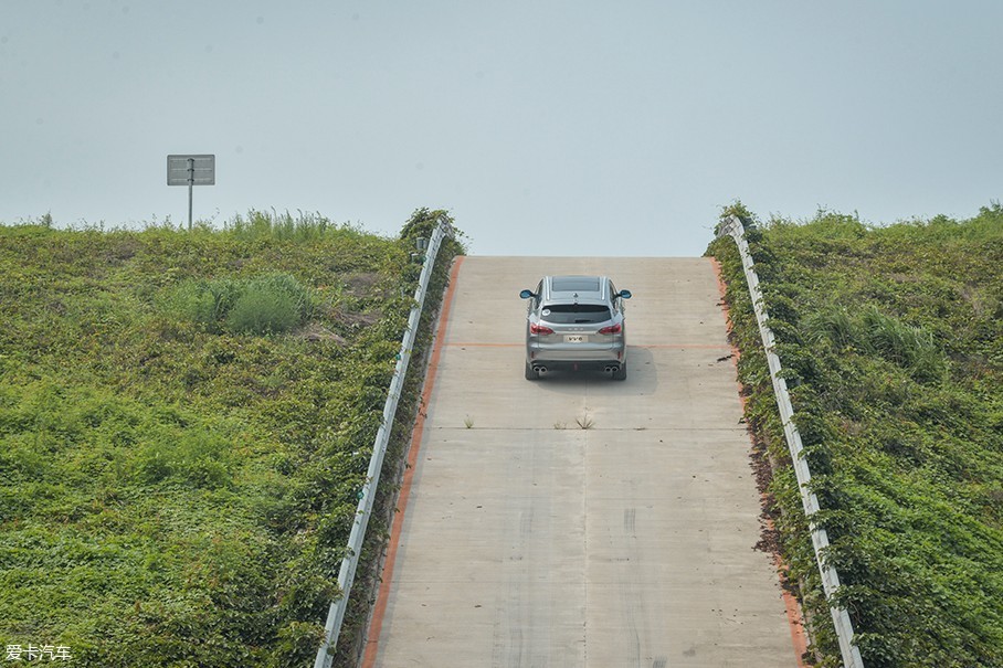 VV6试驾