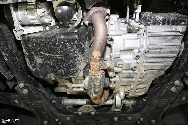 偏越野调校jeep自由侠四驱版底盘解析
