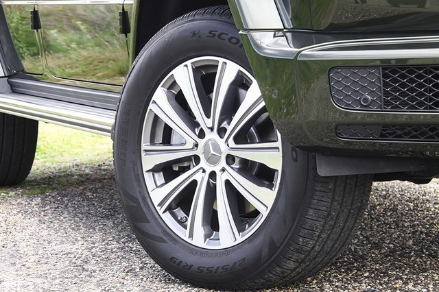 云南曲靖奔驰g级现车优惠促销