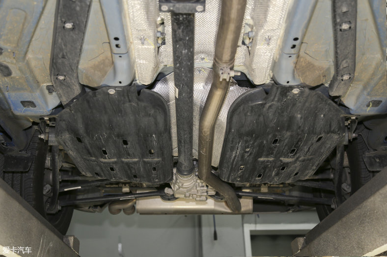 jeep自由侠底盘解析(18/21)