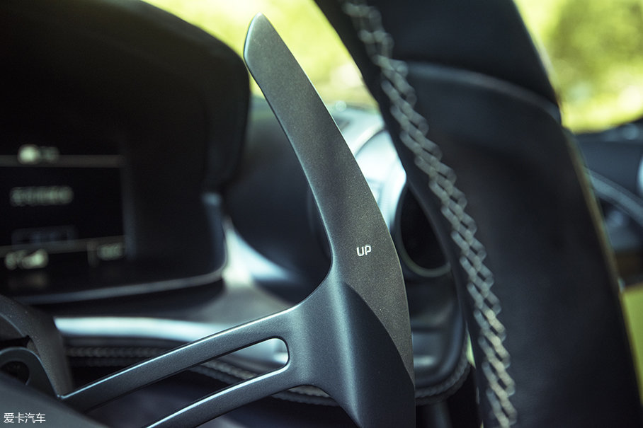 法拉利GTC4 Lusso
