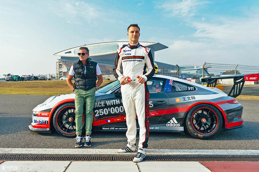 随着赛车运动的普及,我相信有很多朋友都有一个成为赛车手的梦想,也许