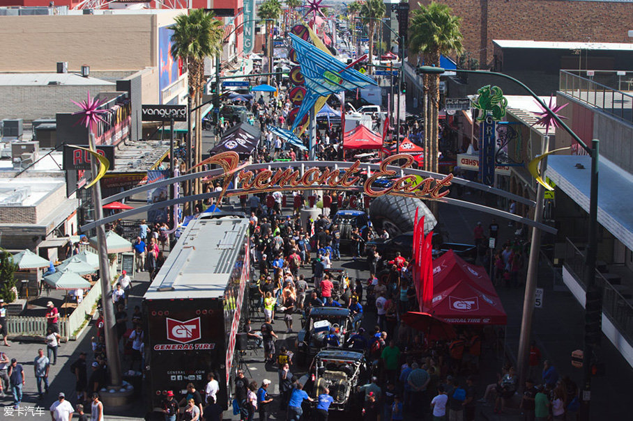 Mint400