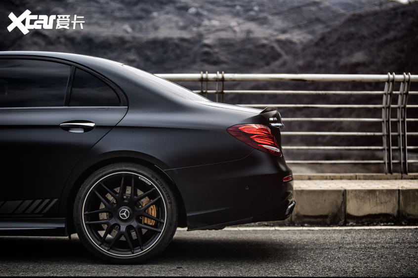 AMG E63 S