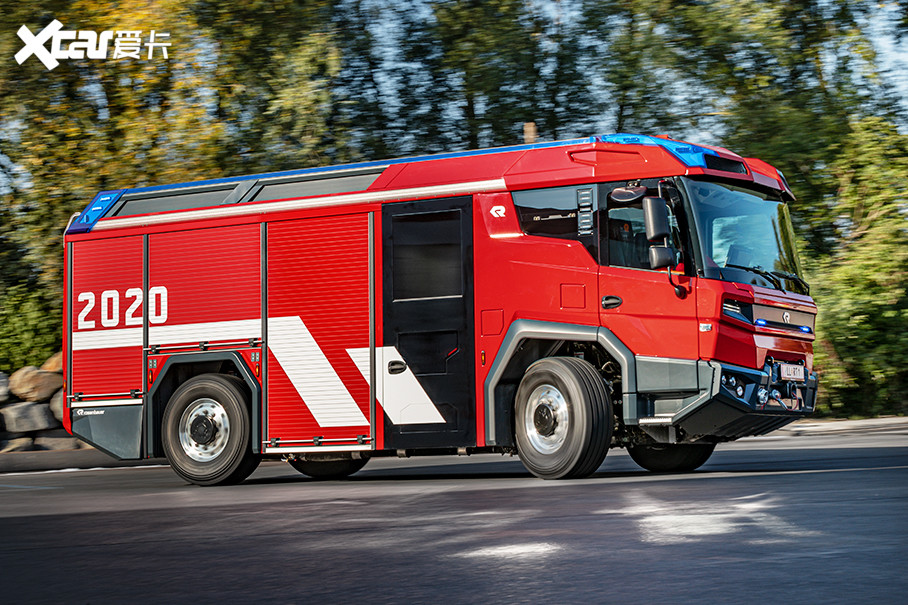 > 美国公务车将电动化