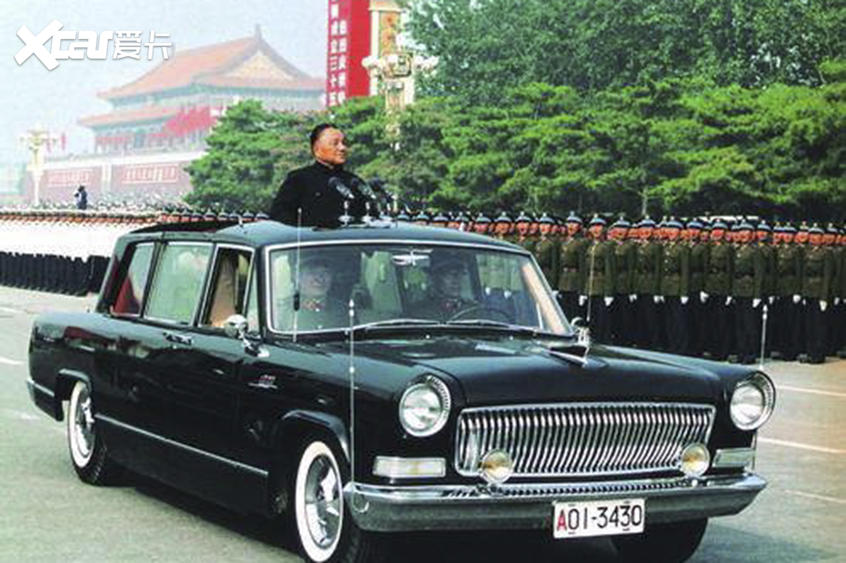 回忆承载70年仰望阅兵车检阅三军之势