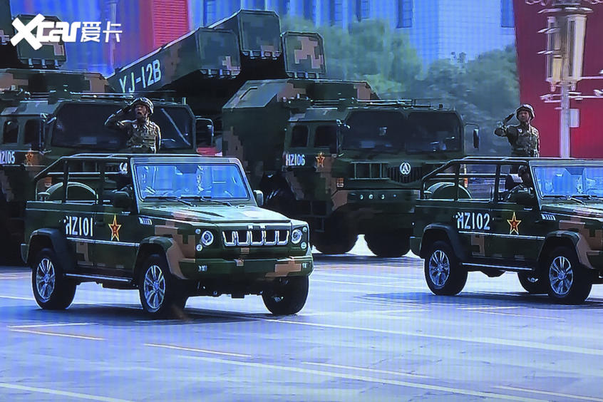 回忆承载70年仰望阅兵车检阅三军之势