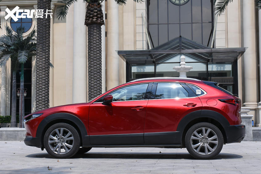 马自达CX-30