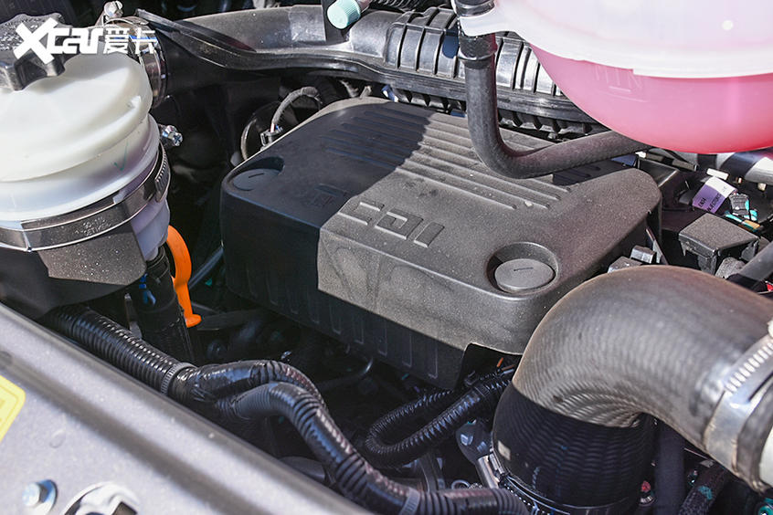 上汽大通V80 PLUS