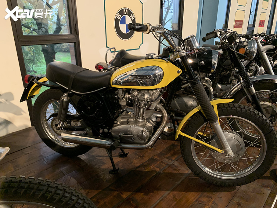 1969꣬ScramblerӭʵķԾΪScrambler 450³װһ̨436ccĳ̵͹ᵥ׷ѹΪ9.3120kW27ʱٿɴ130km/h