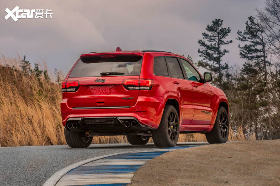 ͨ泵еĶƸװΣ̨Trackhawk϶˺ڻԭɫϲʵüҲ복ͬɫƣʽ⳵ĸо̨ͷֵ쾡¡