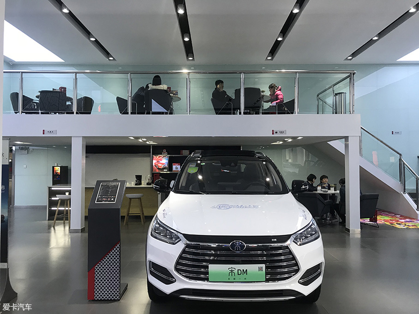 调查｜补贴未出台 京城新能源车市百态
