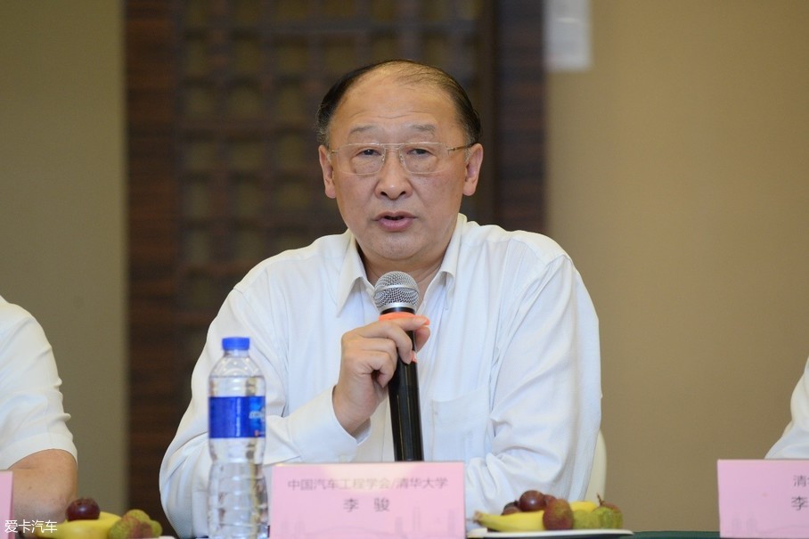 > 智能汽车测试研究中心