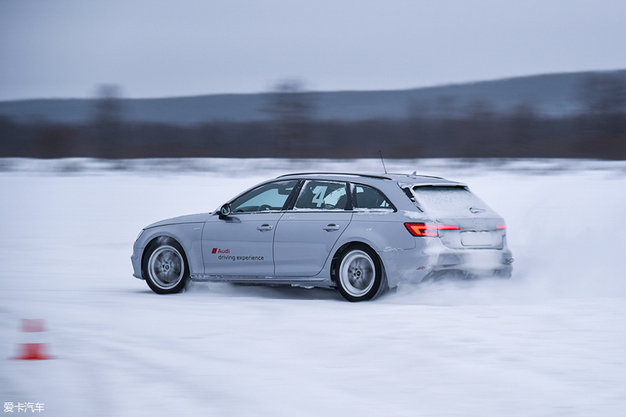 冰雪试驾奥迪S4 Avant