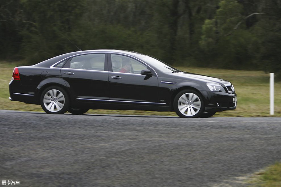 这款"假"林荫大道实则是通用旗下的霍顿statesman.