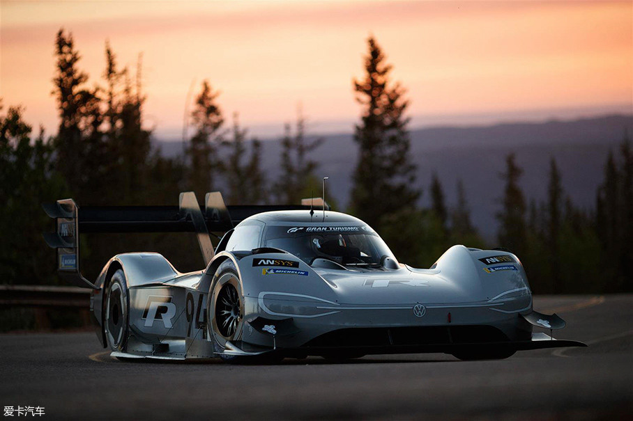 I.D.R2̨Ϊ500kW680PsŤش650NmĶȻˣ1100kg2.25s0-100km/h١