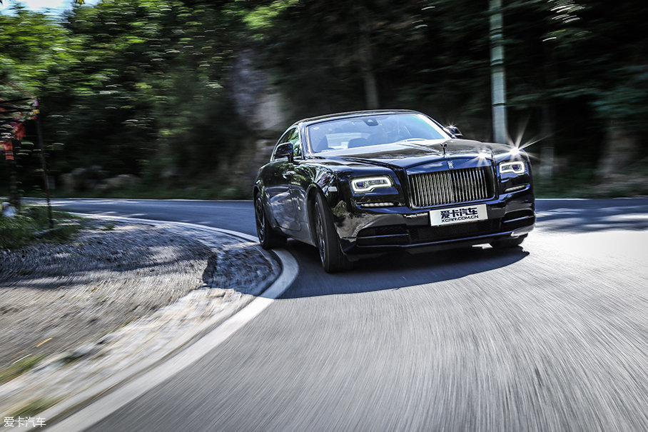 Rolls-Royce Wraith Black Badge