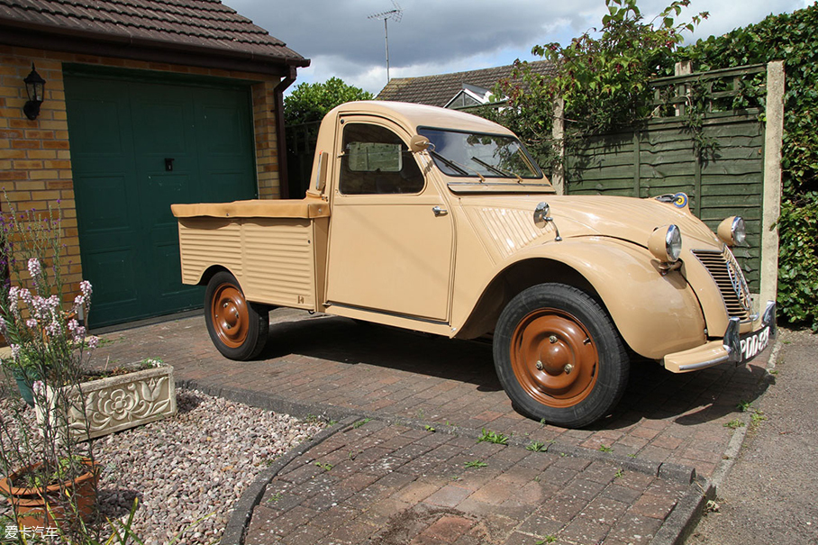 历史上的国民车(四) 其貌不扬的2cv:2cv发展历程中的延伸车型-爱卡汽