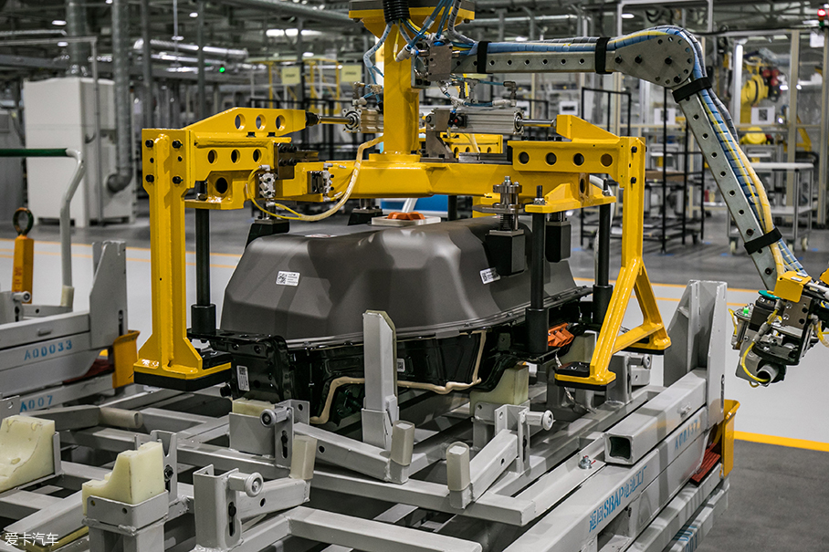 动力电池生产设备厂家 20180419032542994851317950845.jpg