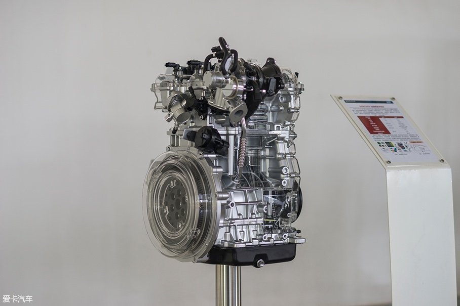 这款1.0t发动机的代号为dfmc10td,是一款三缸结构的发动机.