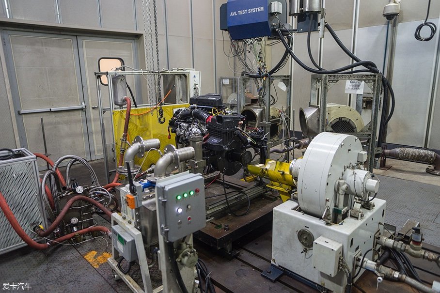 自主研发先锋东风风神10t发动机揭秘