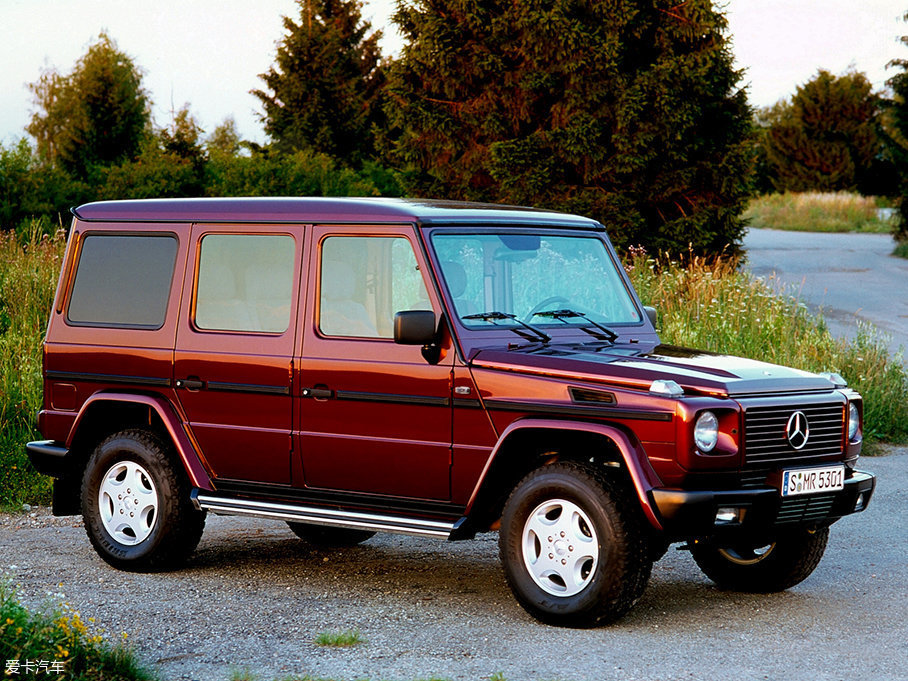 采用了奔驰最新命名规则的w463车型以现在大家熟悉的"g-class"名字