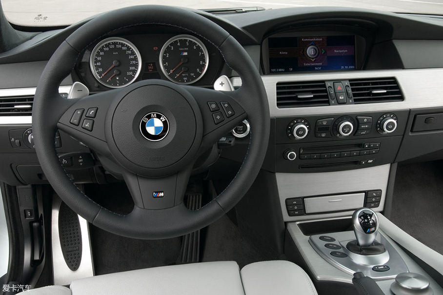 岁月是把杀猪刀中控台可不这么认为