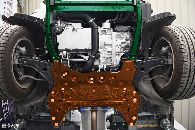 自由侠2.0发动机拆解视频 640_480_20180410100312563210452411154.jpg