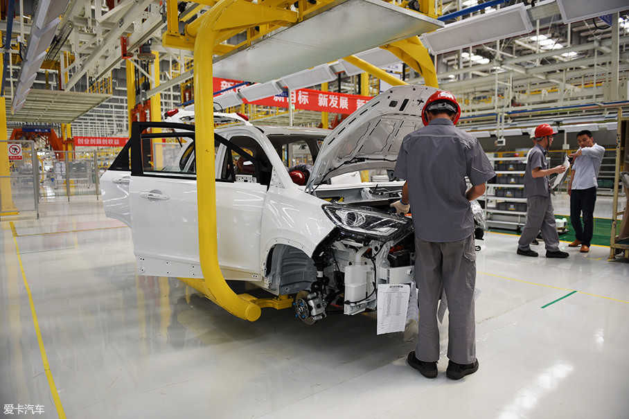 > 浙江合众新能源汽车