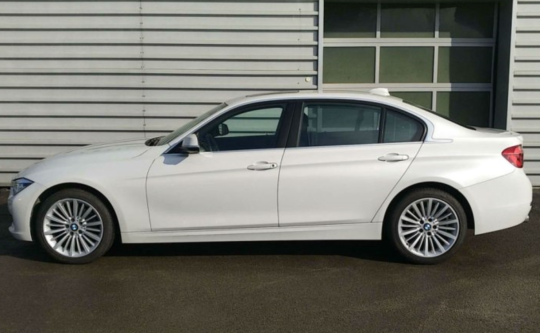 宝马3系2020款330i m运动曜夜套装 舒适怎么样_优缺点_宝马宝马3系