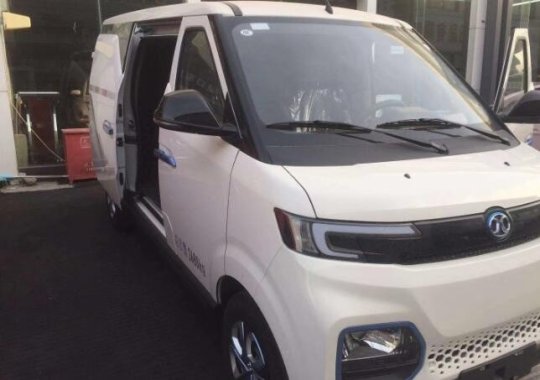 北汽ev52019款行业版 210km 油耗怎么样_优缺点_北汽昌河北汽ev5口碑