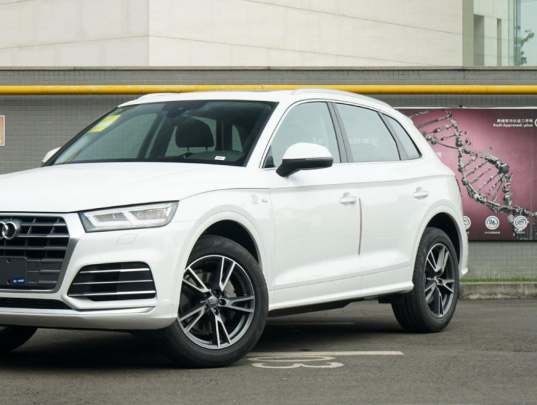 2021款奧迪q5l sportback40 tfsi 上市特別版